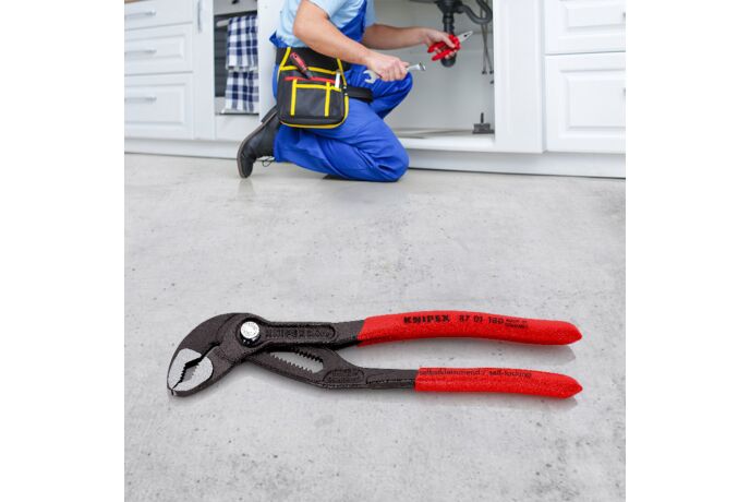Knipex Cobra Wasserpumpenzange 250mm – Selbstklemmend, Verstellbar, Perfekter Griff
